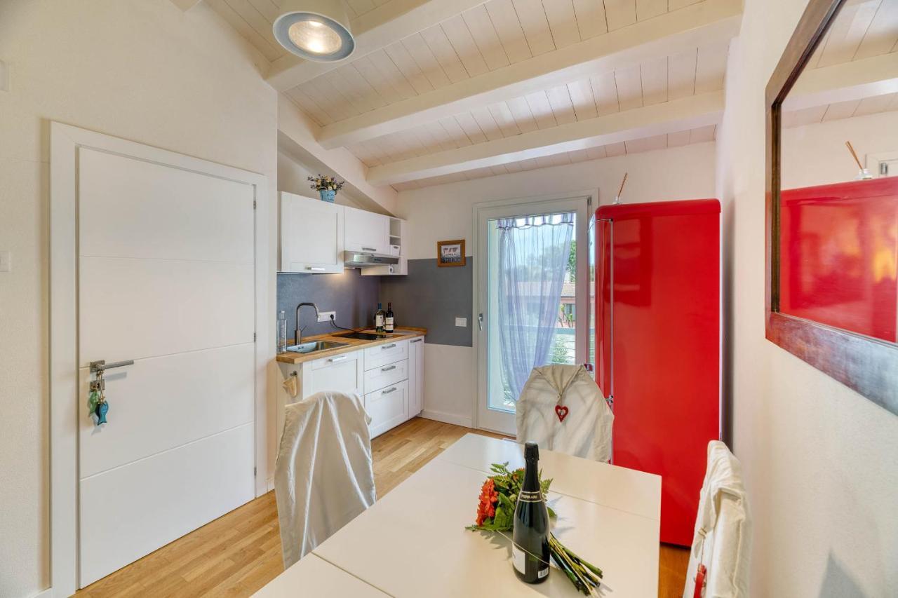La Casa Degli Ulivi Appartamento In Villa Con Patio クアルトゥ・サンテーレナ エクステリア 写真
