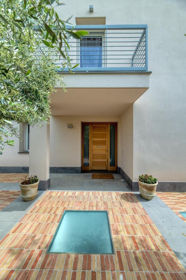 La Casa Degli Ulivi Appartamento In Villa Con Patio クアルトゥ・サンテーレナ エクステリア 写真