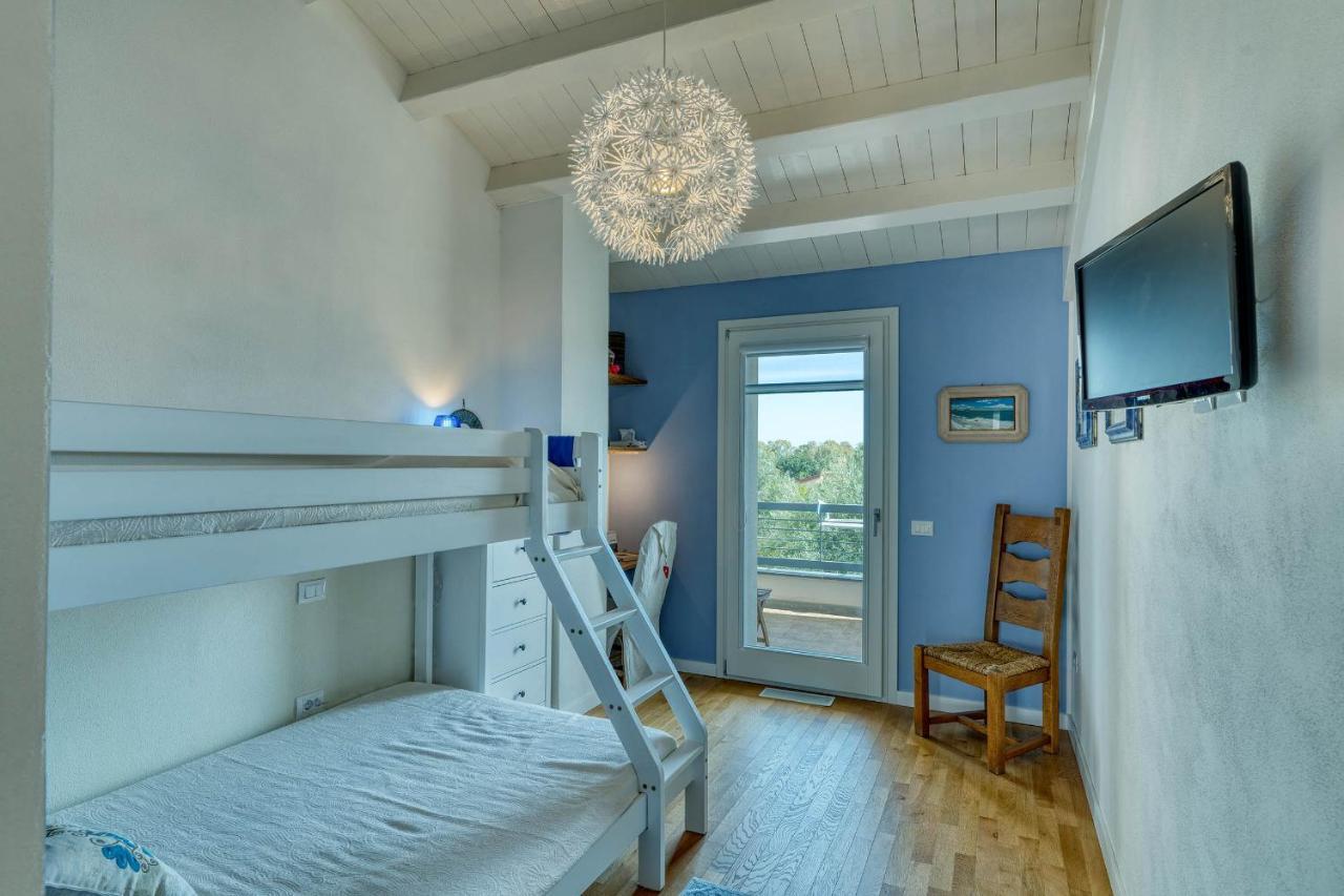 La Casa Degli Ulivi Appartamento In Villa Con Patio クアルトゥ・サンテーレナ エクステリア 写真