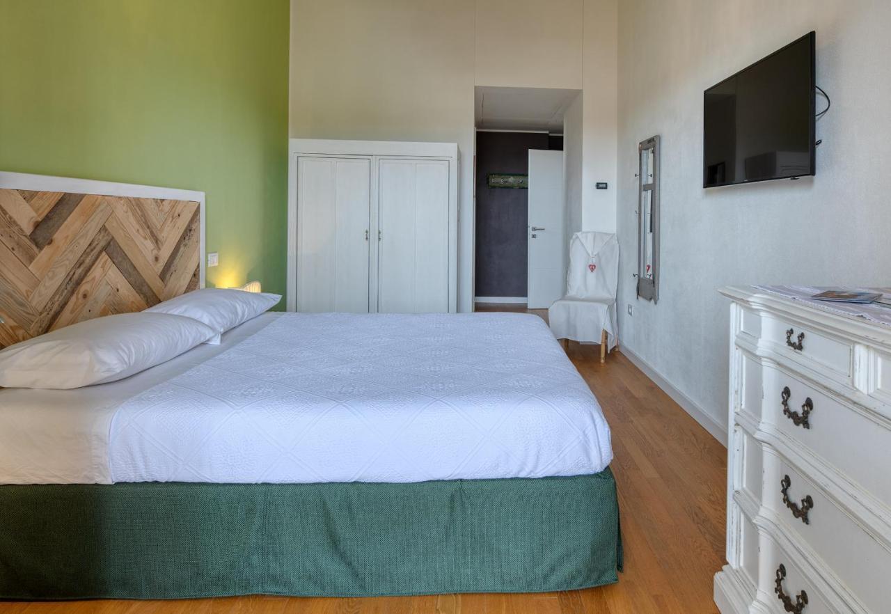 La Casa Degli Ulivi Appartamento In Villa Con Patio クアルトゥ・サンテーレナ エクステリア 写真