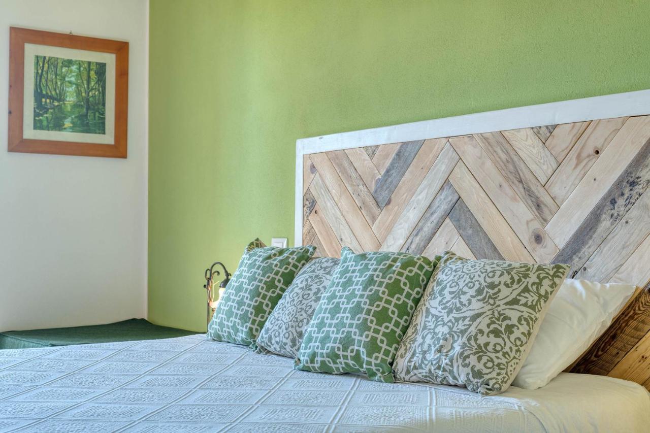 La Casa Degli Ulivi Appartamento In Villa Con Patio クアルトゥ・サンテーレナ エクステリア 写真
